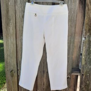 J. McLaughlin White Size 6 Crop